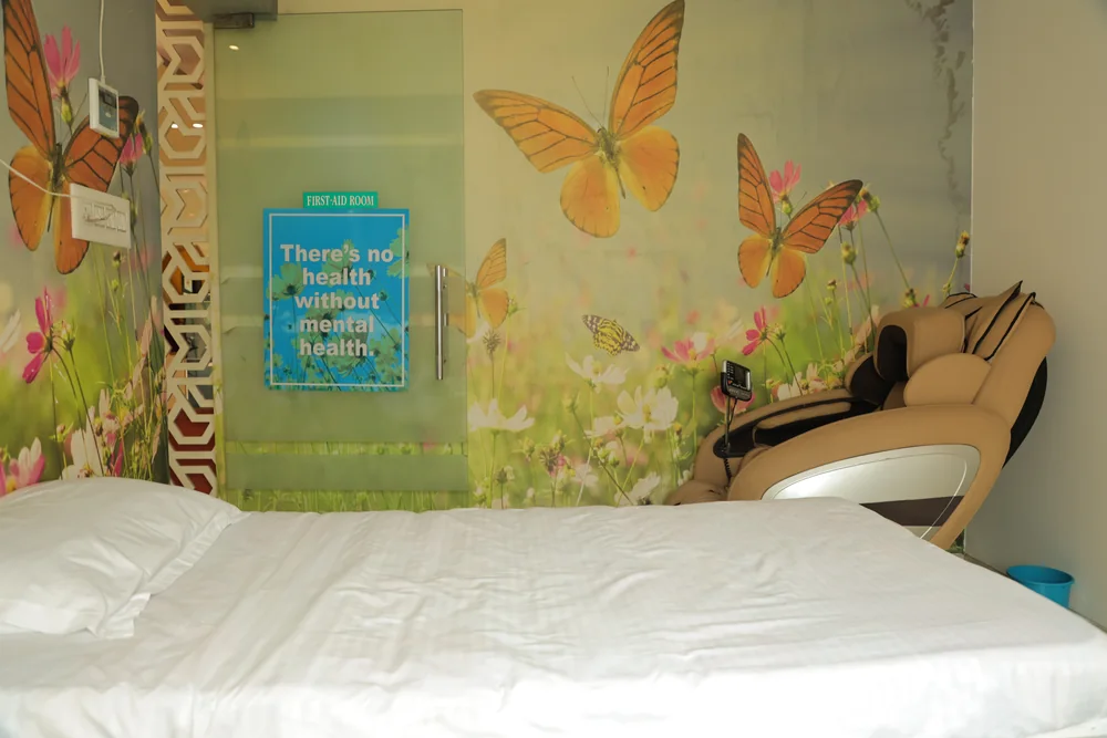 A rest bed in the medical room